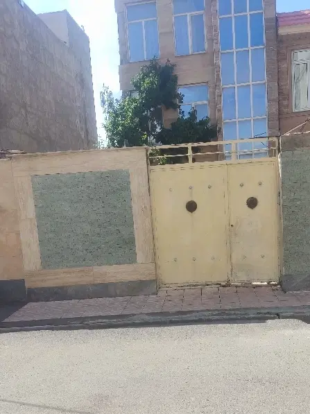خانه دوطبقه با بهار خواب یحیی‌آباد