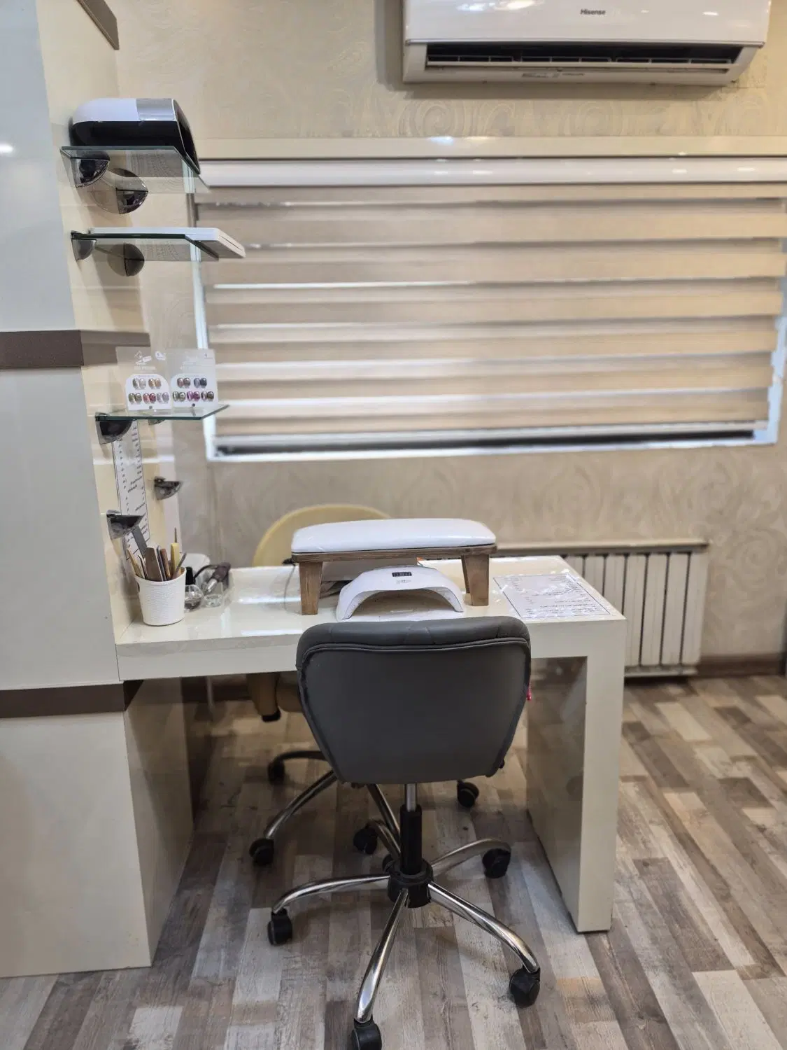 اجاره میز ناخن، لاین مژه و  اتاق  مستقل