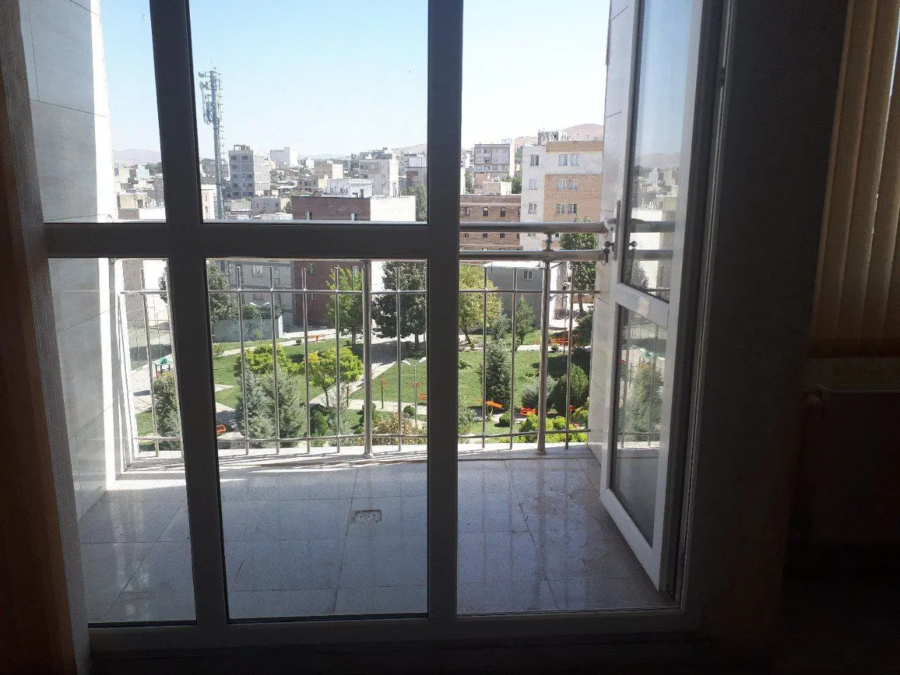 فروش آپارتمان ۱۱۷ متری ۳ خواب، اعتمادیه