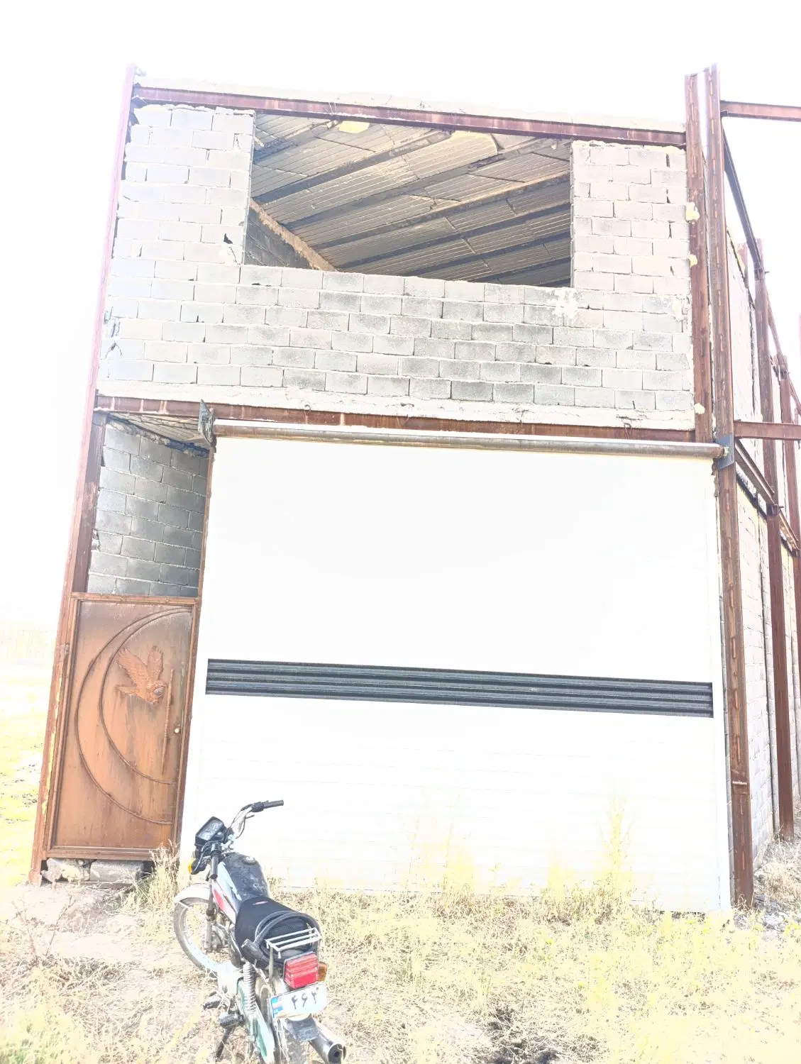 خانه 85متری نیمه کاره نایسر