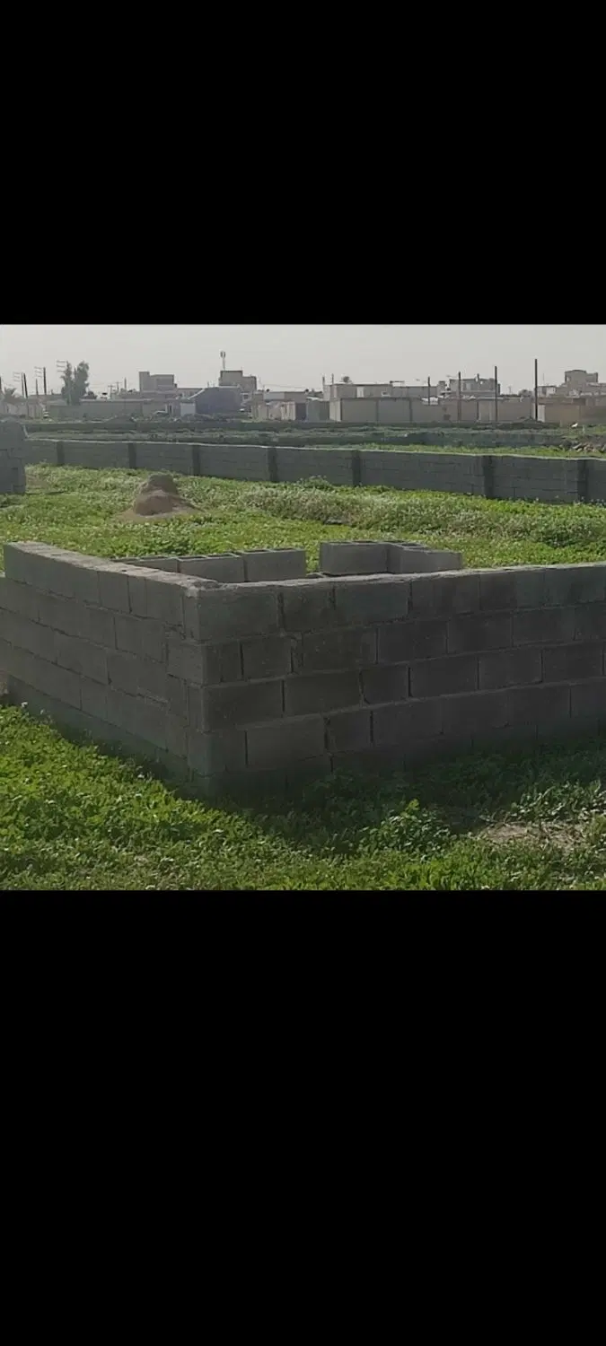زمین ۳۶۰متری پشت رادمهر ها