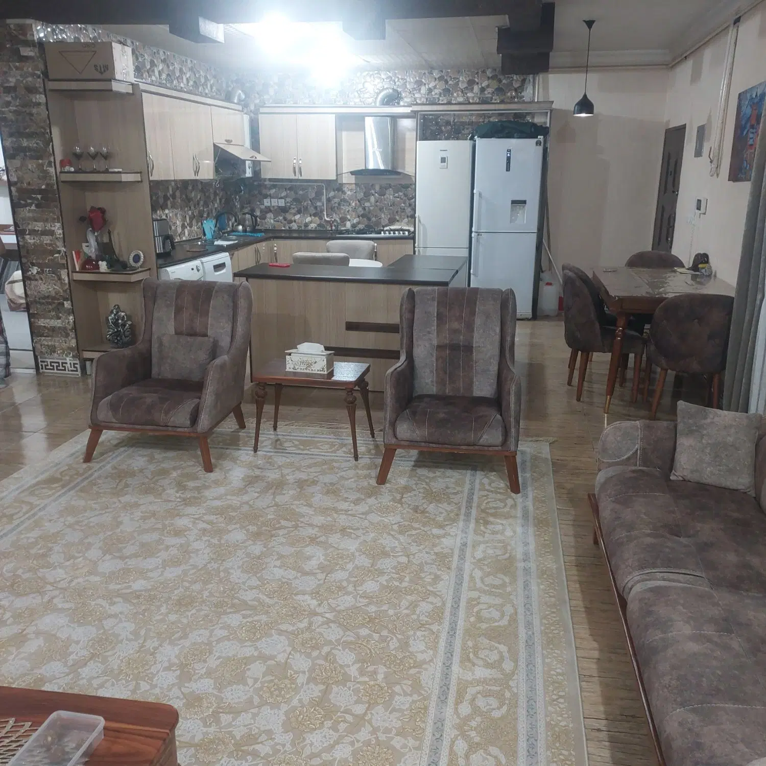 فروش طبقه همکف از دو واحد