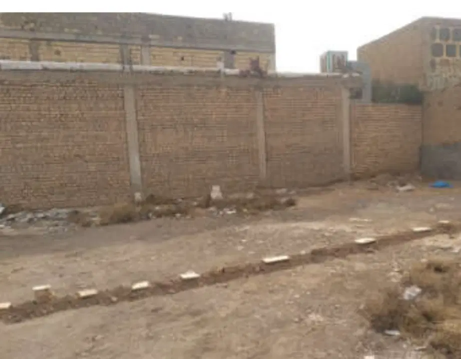 زمین فروشی