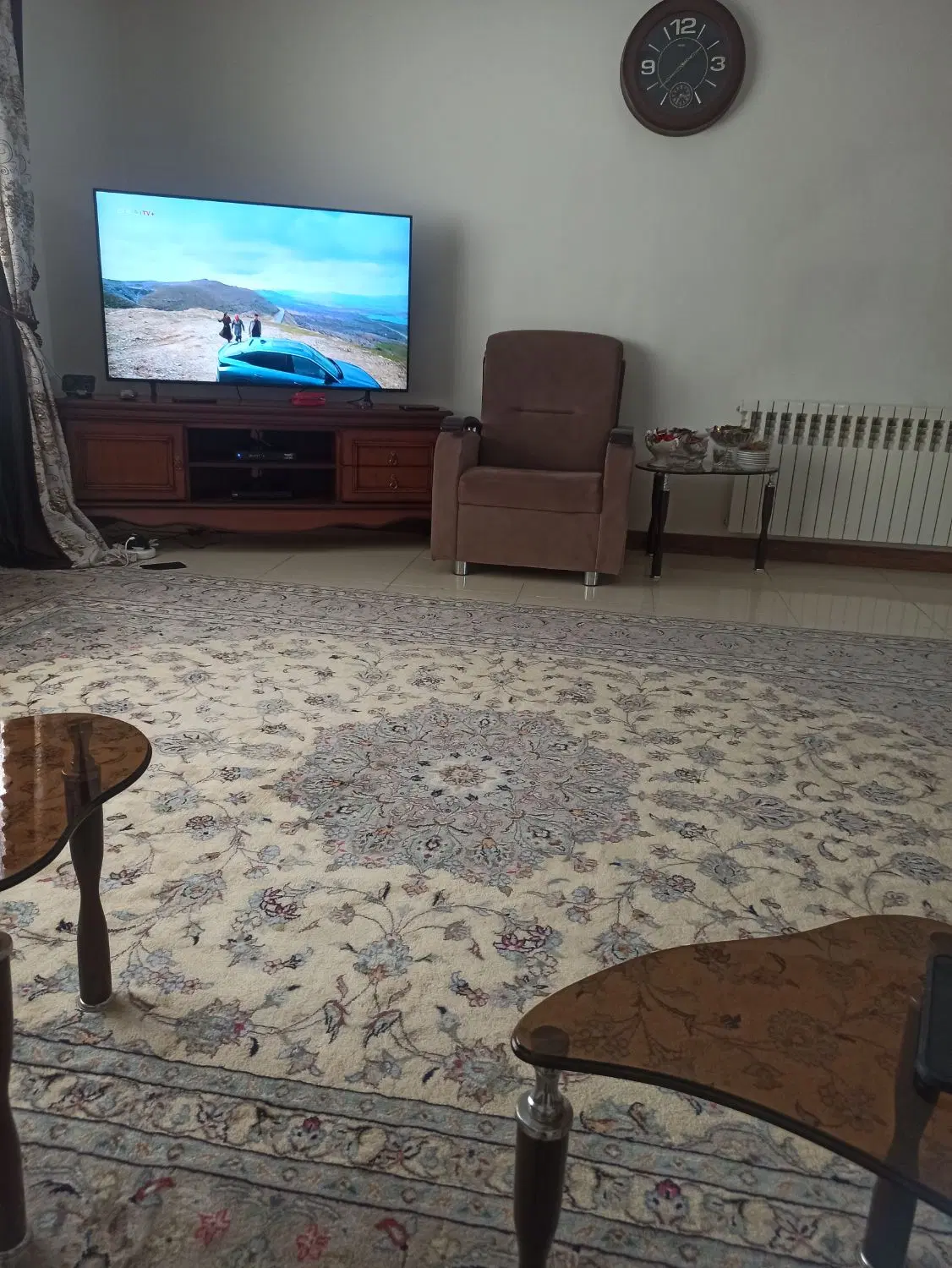 83متر طبقه دوم سند تک برگ تاپ لوکیشن