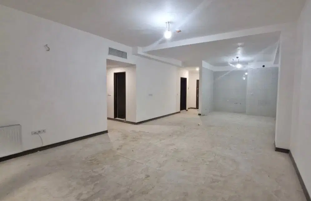 خانه فروشی ازادشهر فلکه اول ۳خاب حیاط دار