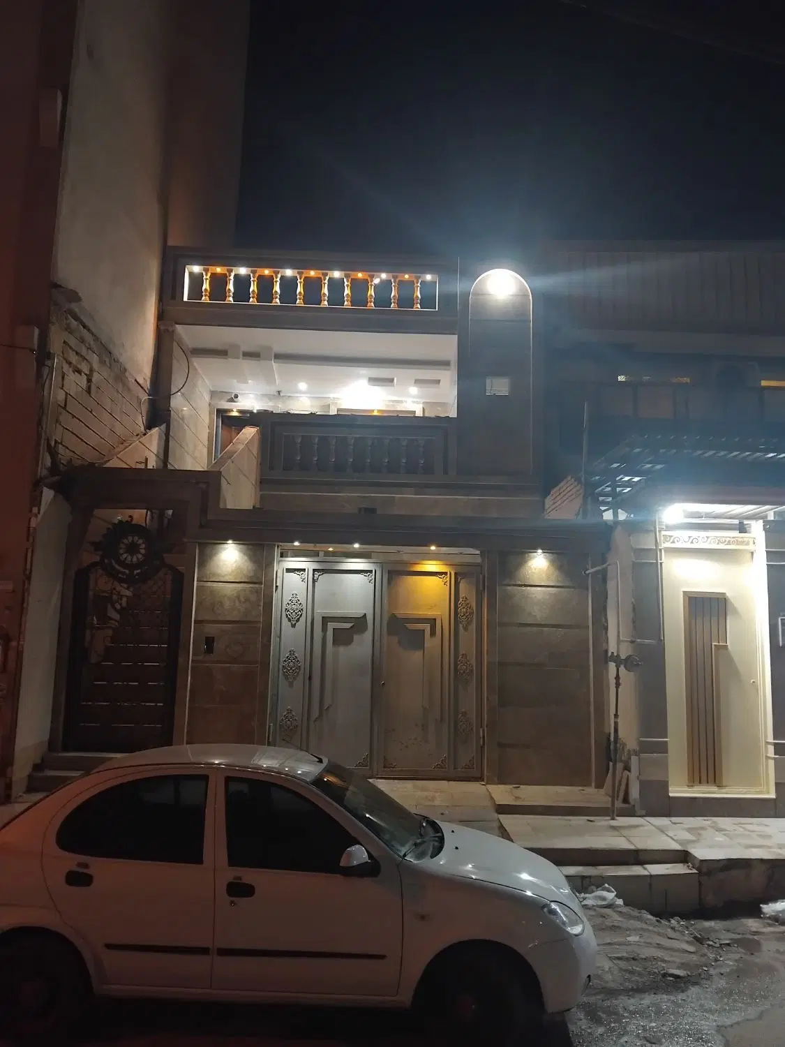 کمپلو جنوبی امیرکبیر نبش انصاری