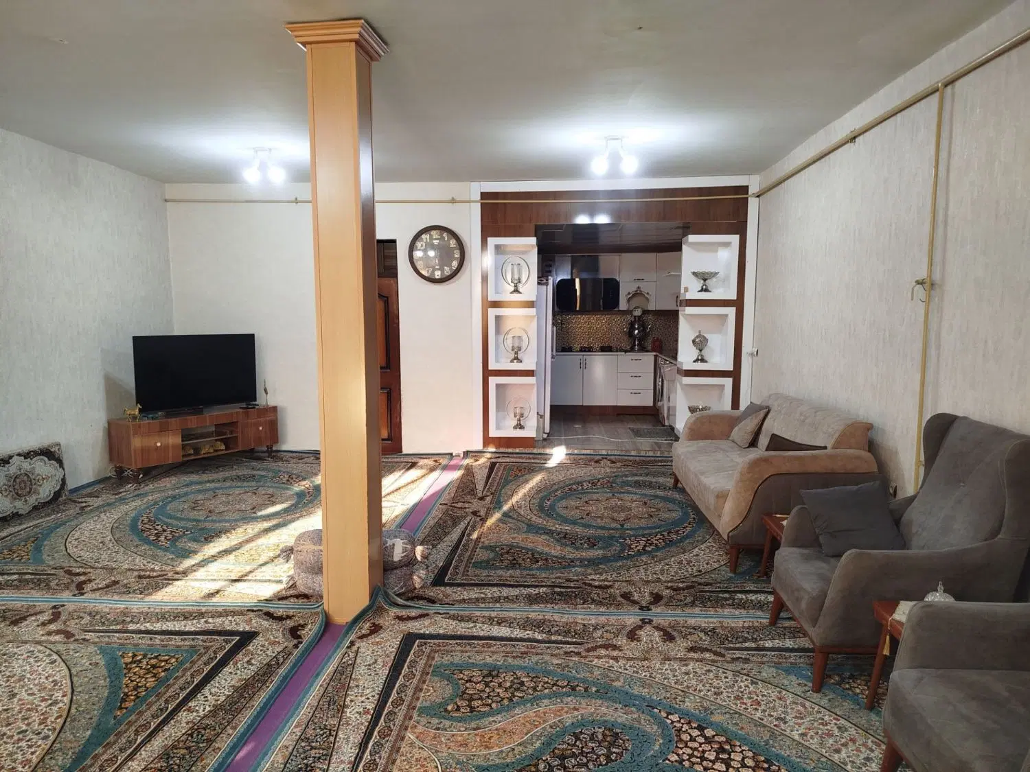 یک باب واحد دو طبقه