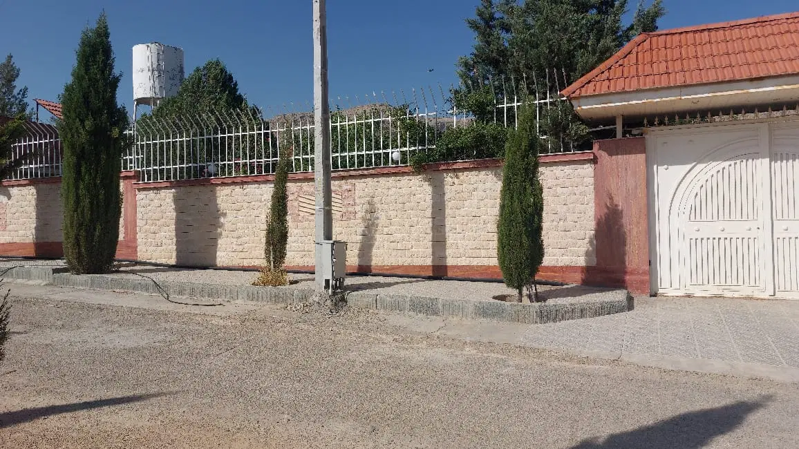 باغ ۳هزارمتری استخردار