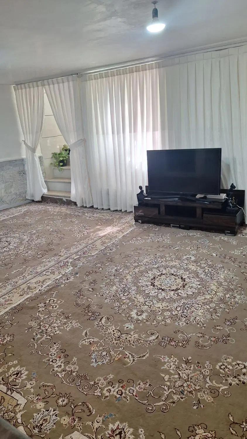 خانه دوطبقه رضاشهر
