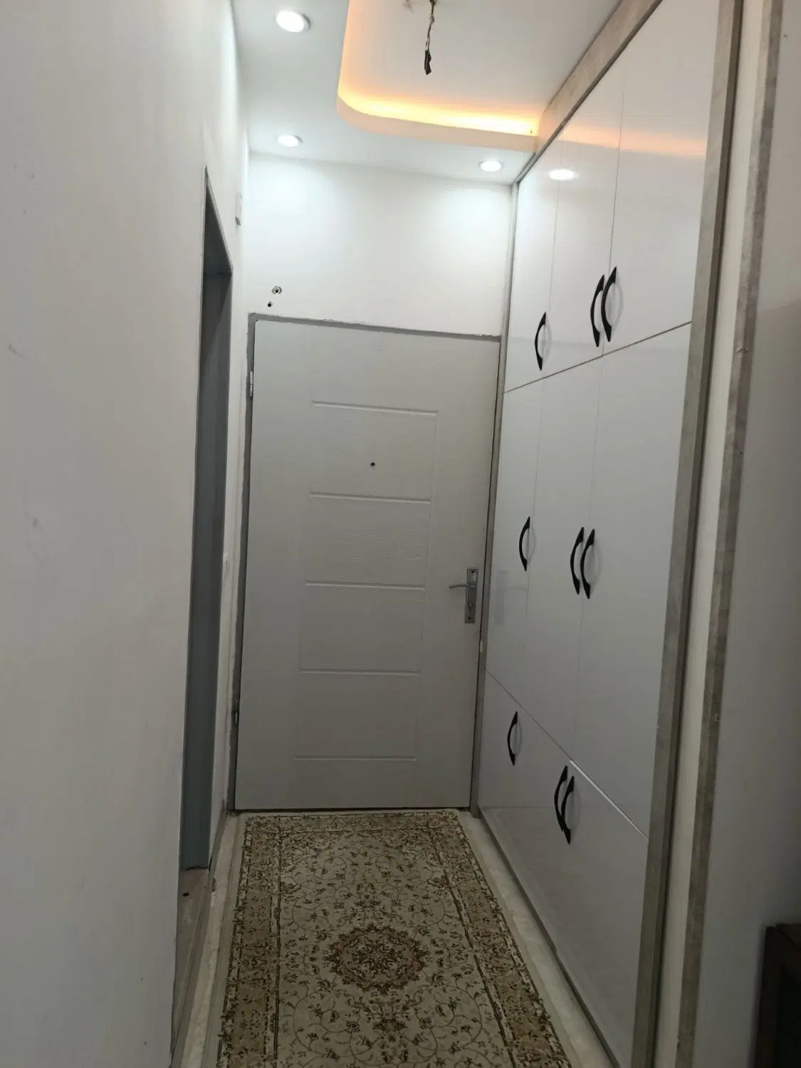 آپارتمان در مجتمع ولیعصر ۶