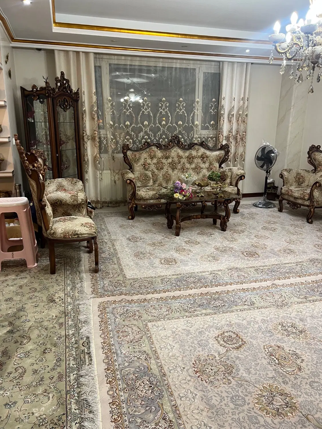آپارتمان ۱۰۰ متری تک واحدی