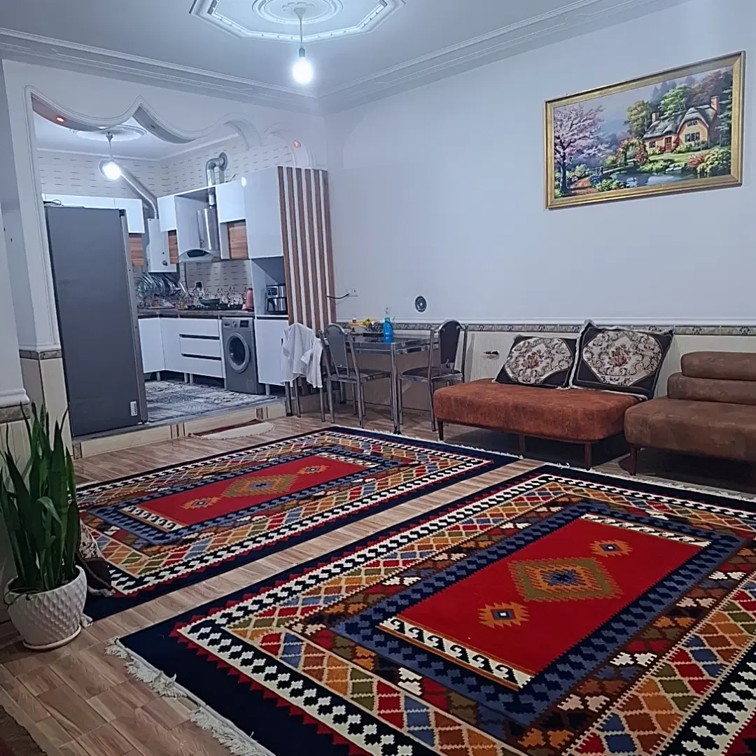 اپارتمان یکخوابه با زیر زمین