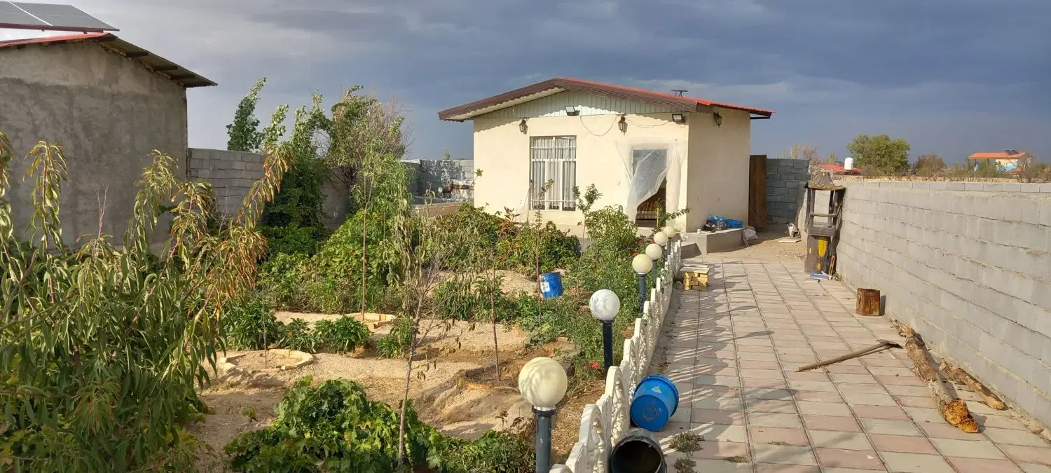 باغ در کنارگذر مرزجران