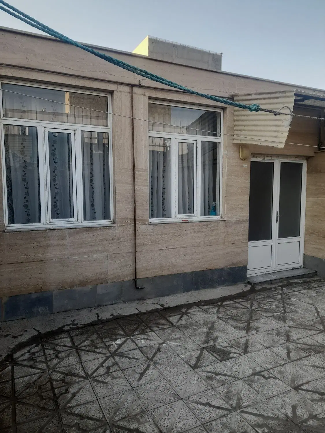 خیابان نیار