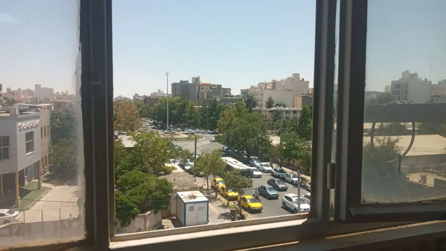 فروش ۲۵ مترمغازه فوری در سناباد
