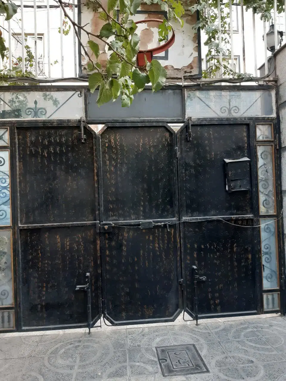 خانه ملک ویلایی ۲۰۰ متر