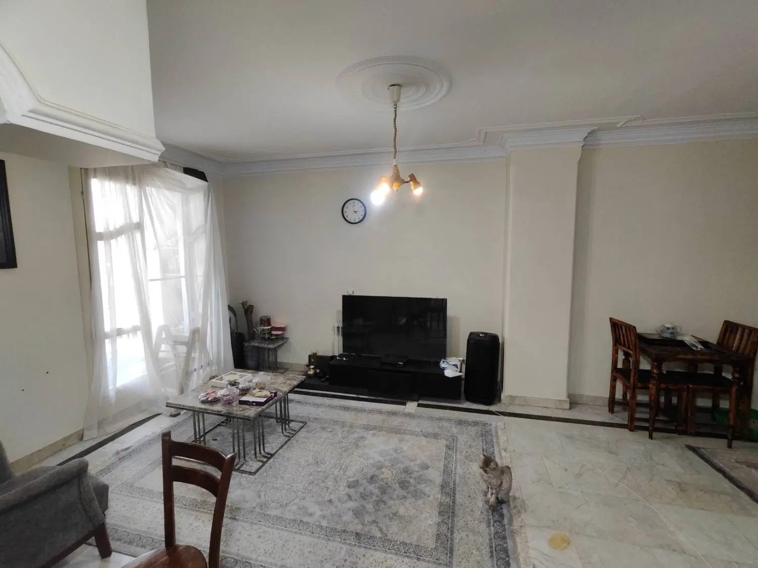 ۹۰ متر ۲ خواب _ پارکینگ و آسانسور _ رهن و اجاره