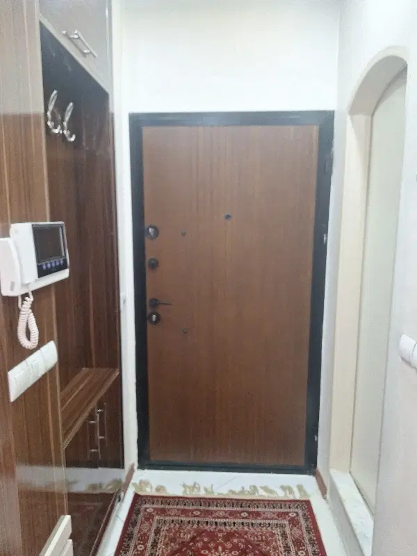 معاوضه واحد ۸۰ متری با ۱۰۰ تا ۱۲۰ متر فرامرز عباسی
