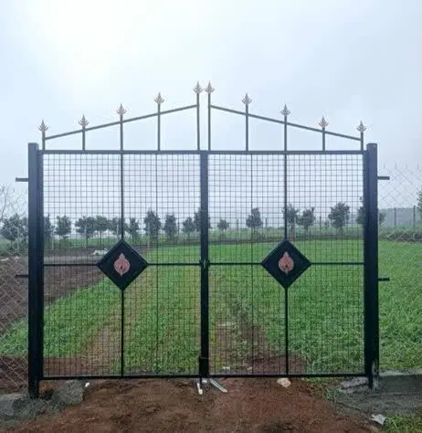 زمین باغی