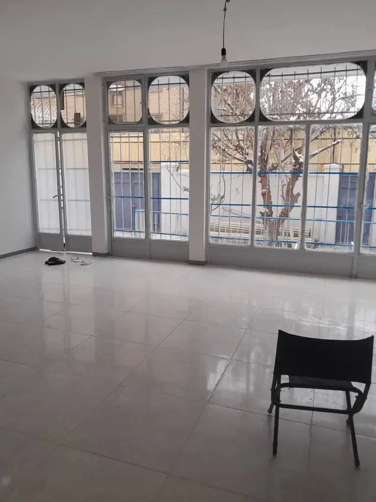 200متر ویلایی سه خواب