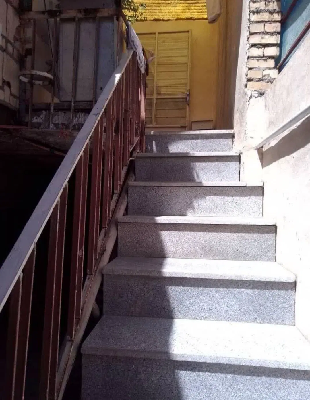 رهن و اجاره دو طبقه نقلی دربست