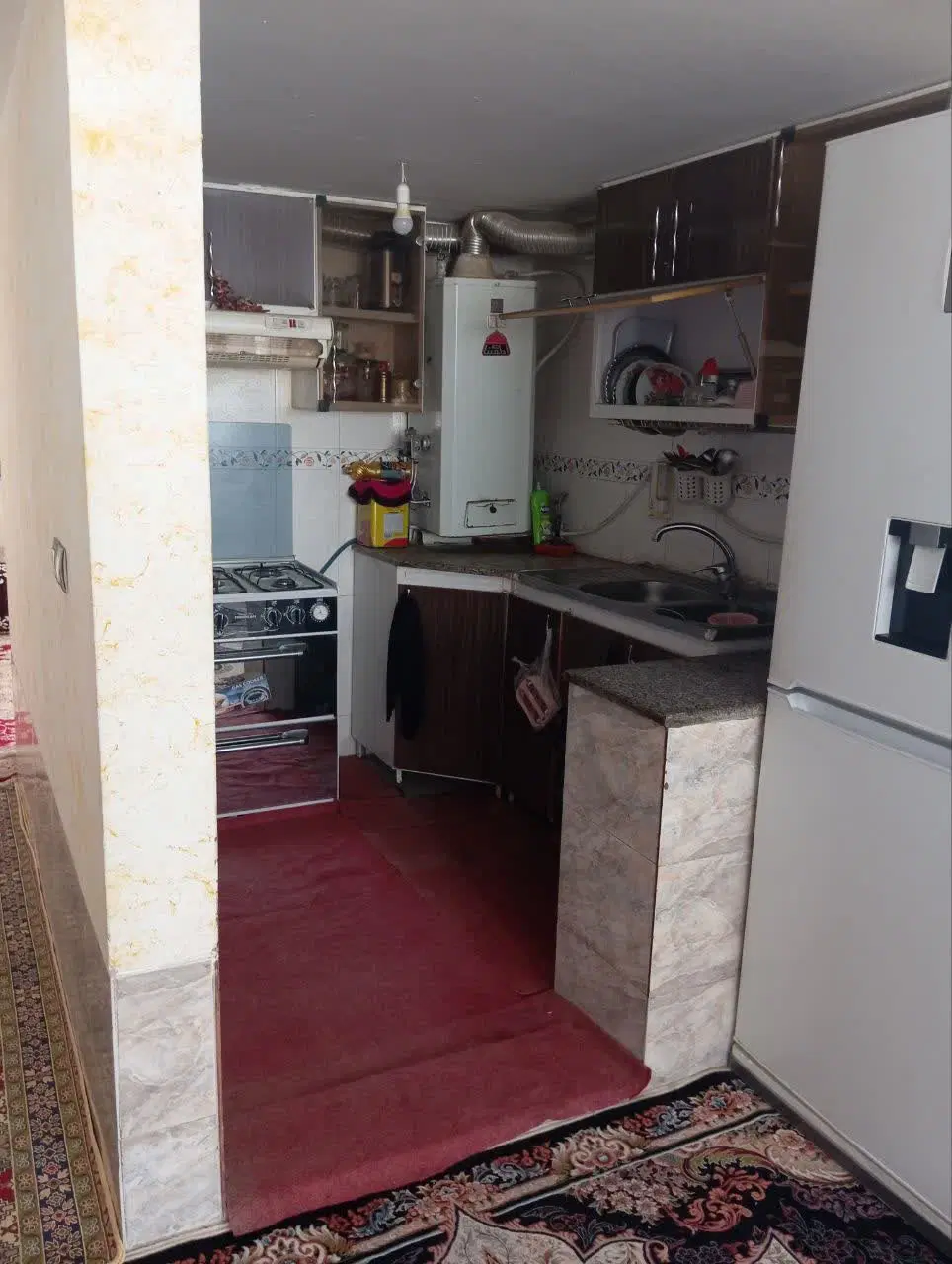 رهن و اجاره سوئیت پارکینگ سراسری حیا طدار شاپورجان