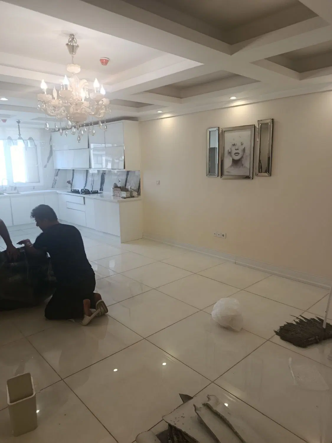 واحد  لوکس در لوکیشن خوب