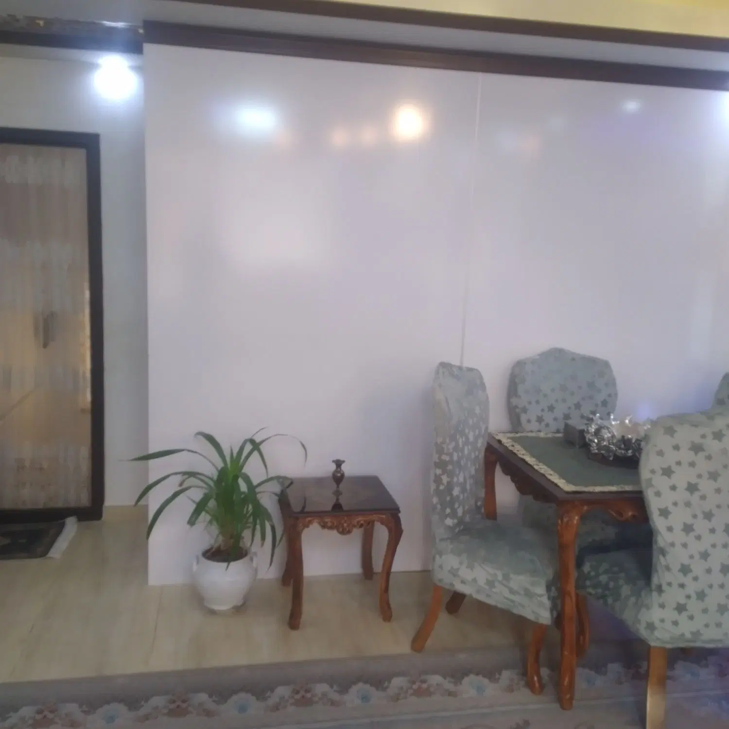 حیاط قراملک ۱۶۰ متر