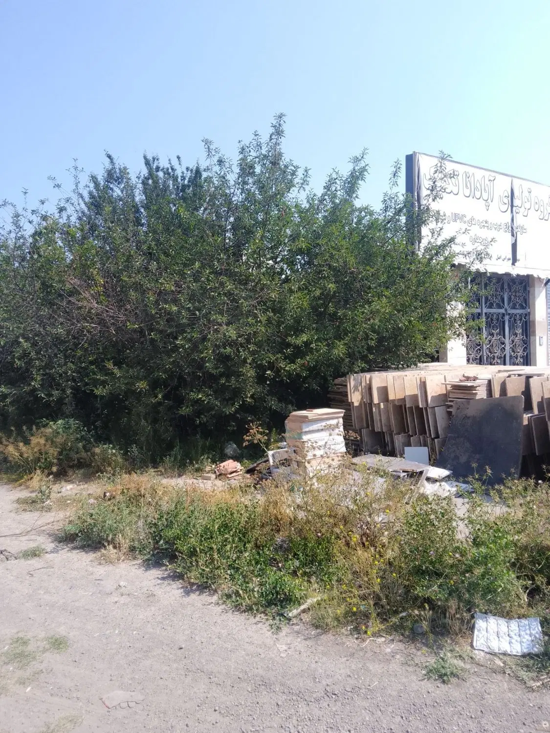 فروش کارخانه شهرک صنعتی یک با بر 80متری