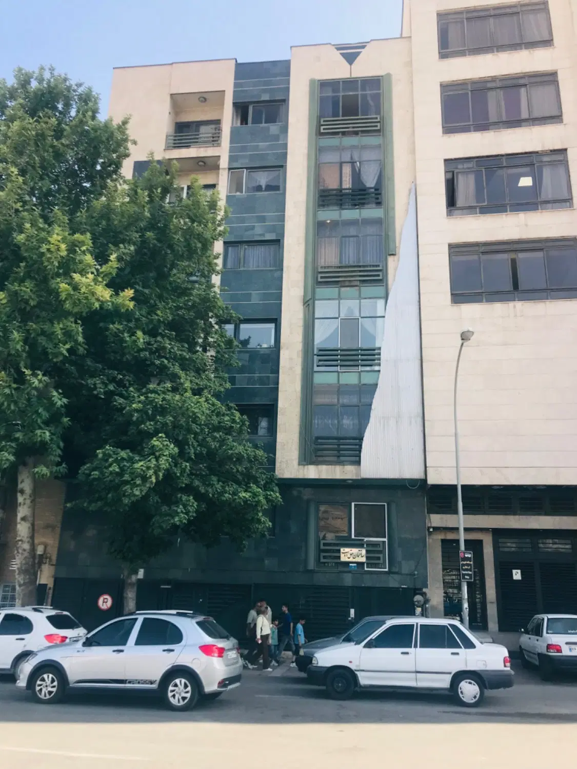 اجاره آپارتمان واقع در خیابان نشاط