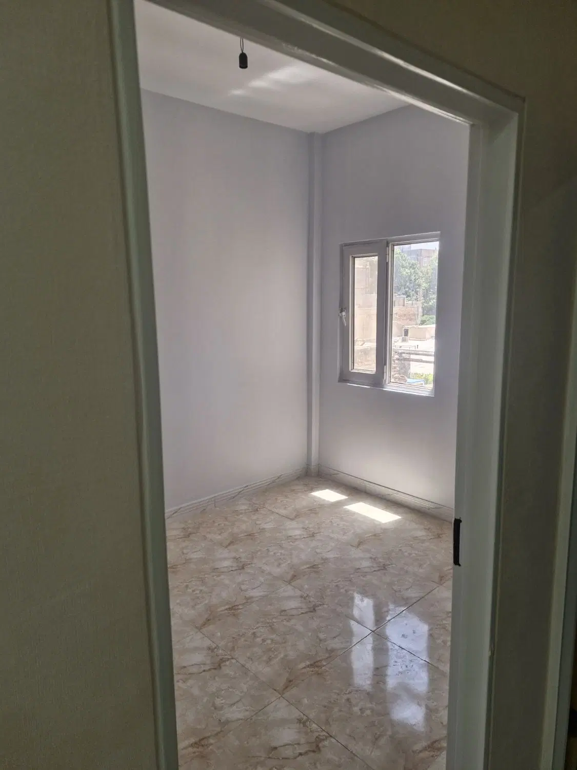 خانه ۸۵ متری تمیز فول