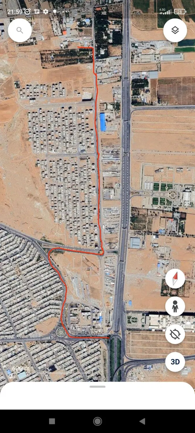 زمین ۱۸۴ متری با عرض حدود ۹ متر