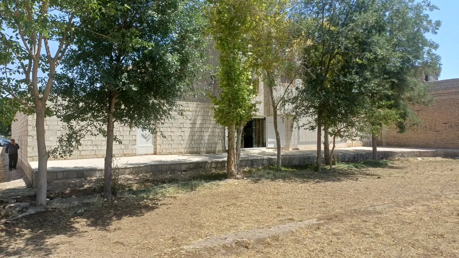 زمین بر خیابان کهندژ