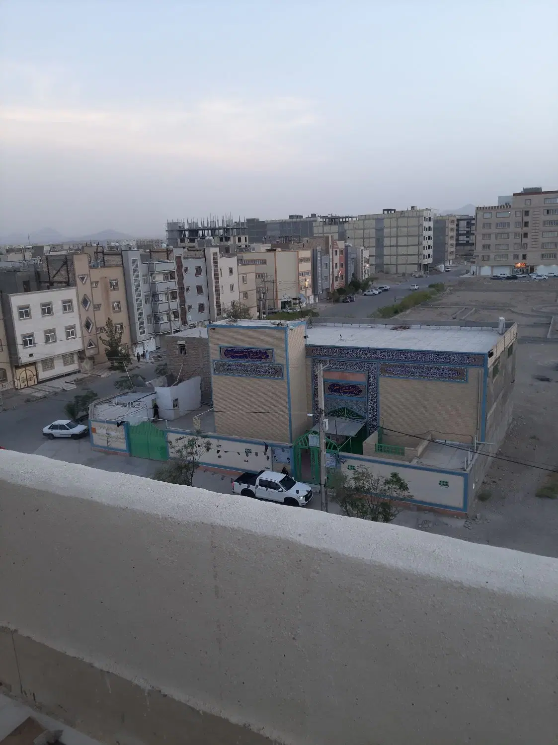 زمین سه نفره بنیاد شهید.غدیرشهر