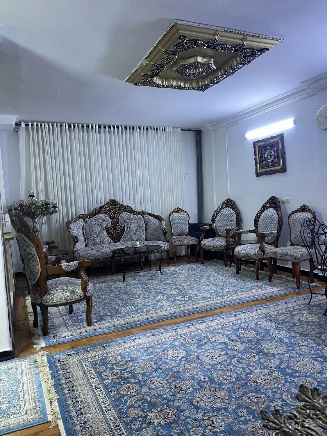 آپارتمان فرامرز عباسی