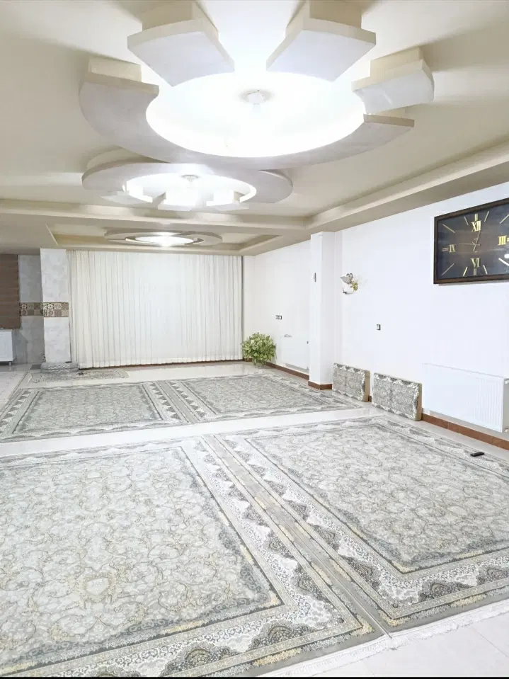 آپارتمان تک واحدی ۳ خوابه
