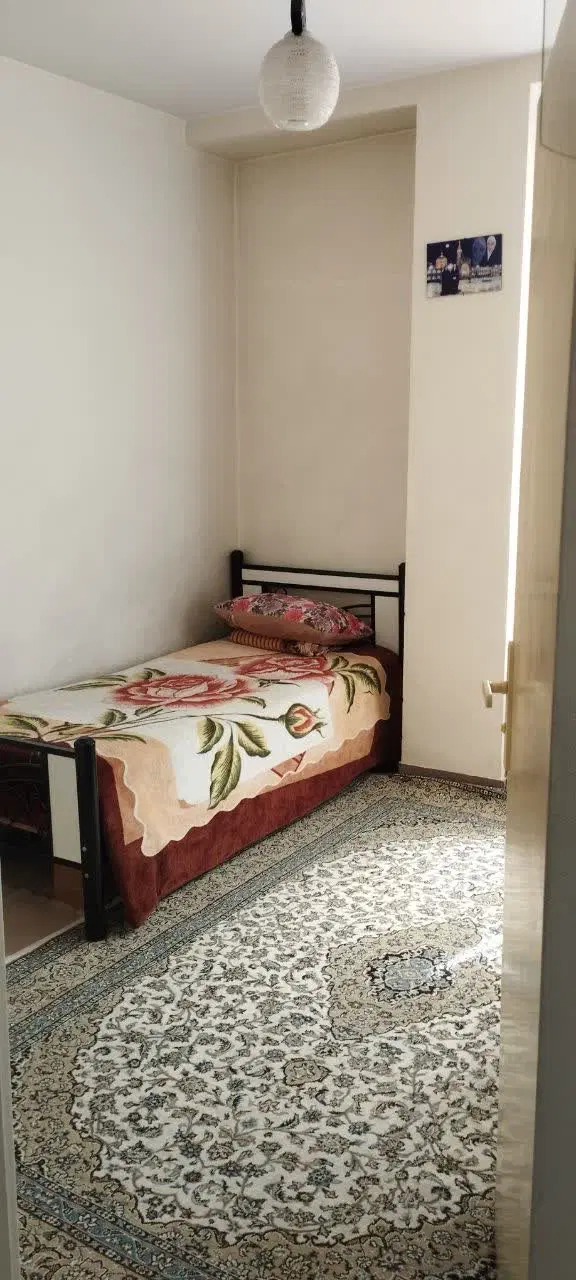 واحد ۷۳ متری رو به نما