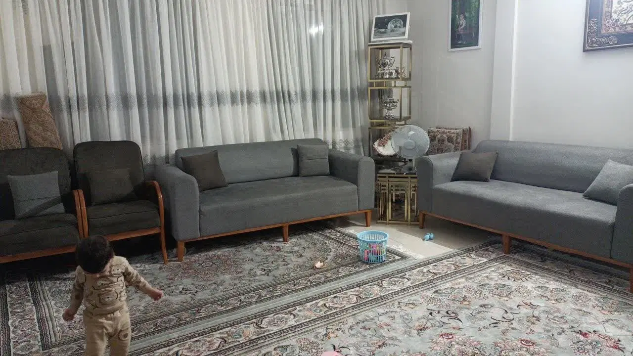 آپارتمان ۷۰متر طبقه اول مطهری شمالی ۳۷
