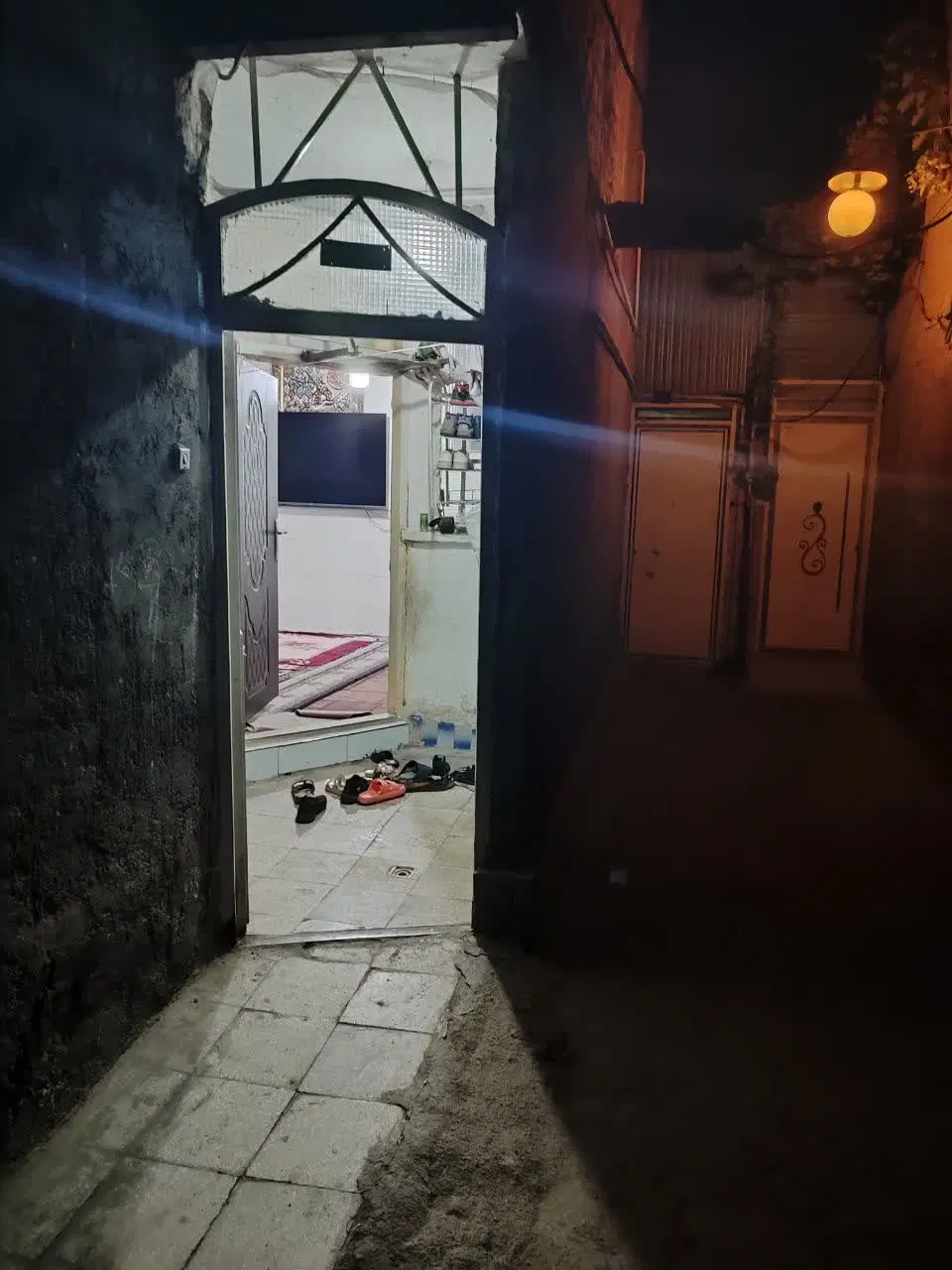 خانه ۳۰متر دو طبقه پشت قواره کوچه سه متری