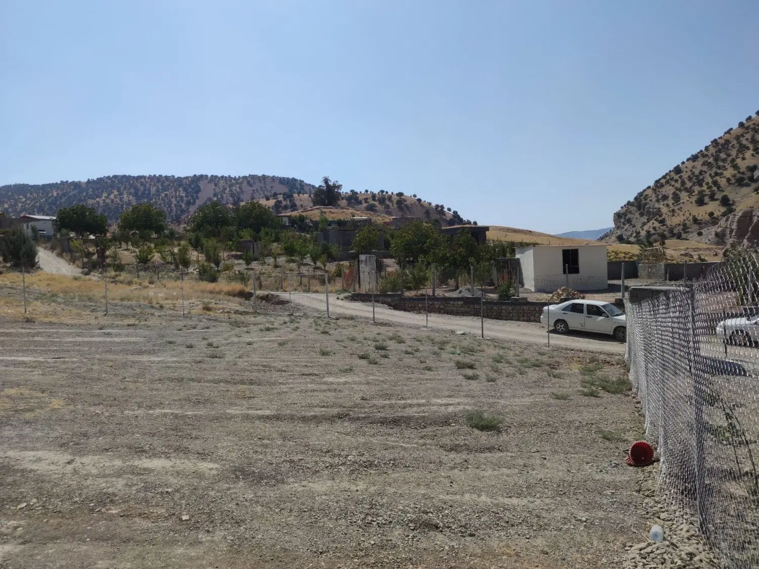 زمین روستای بلیین