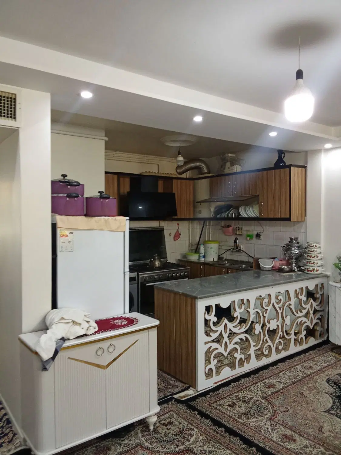 واحد ۷۰متری فول باز سازی خیابان تختی