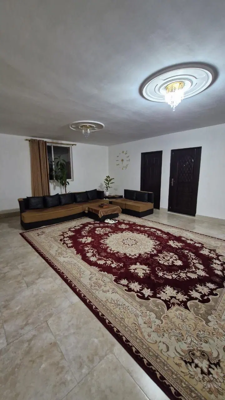 ۳۷۰ متر ویلا روستایی بادسترسی خوب و با مدارک کامل