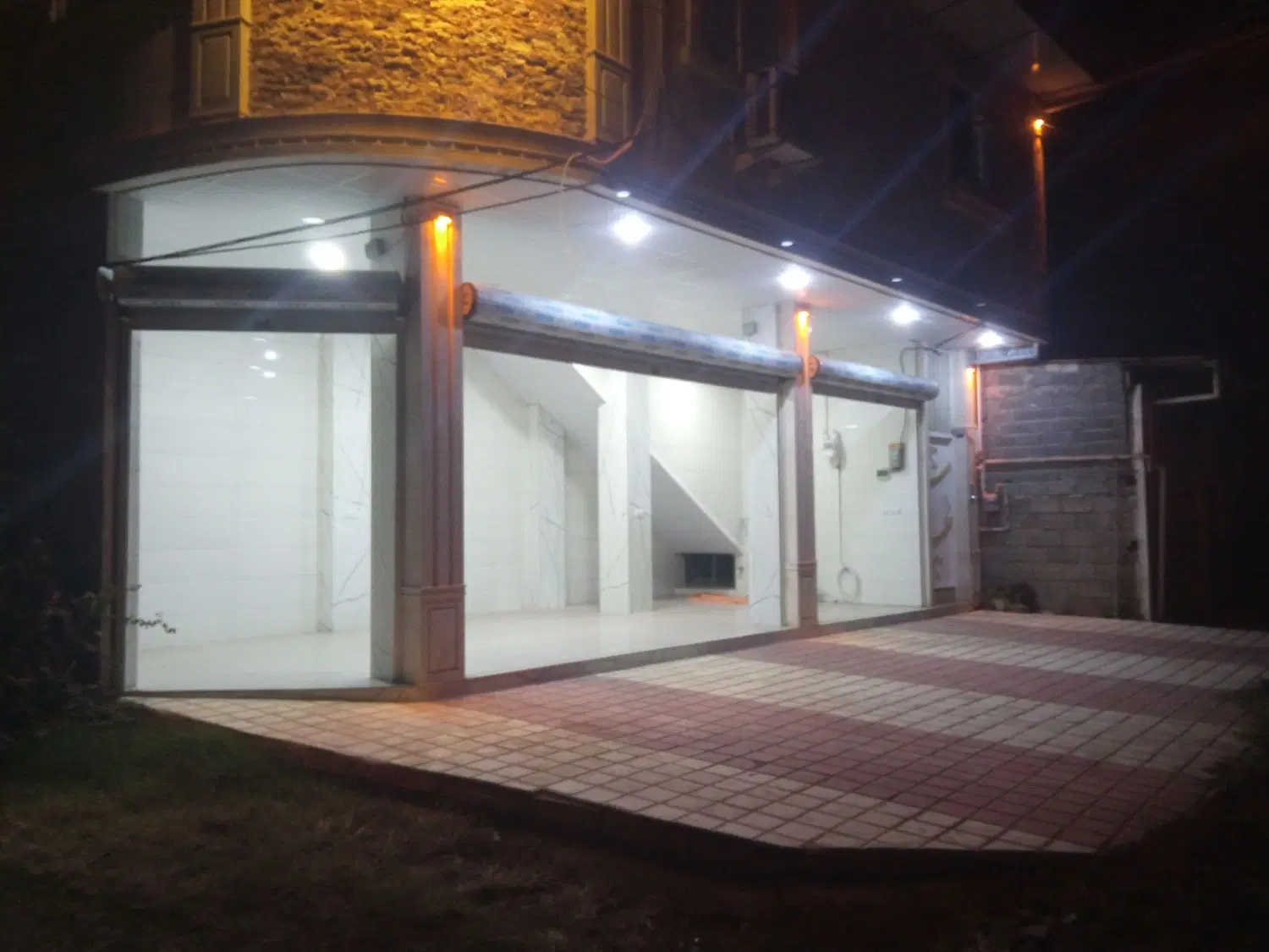 مغازه 32 متری کلیدبر