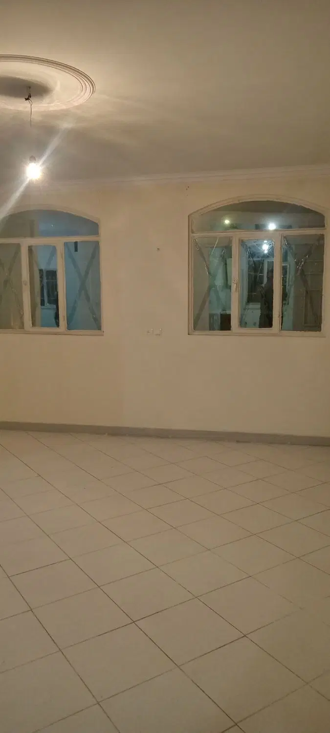 آپارتمان ۹۰ متری ۲ خواب