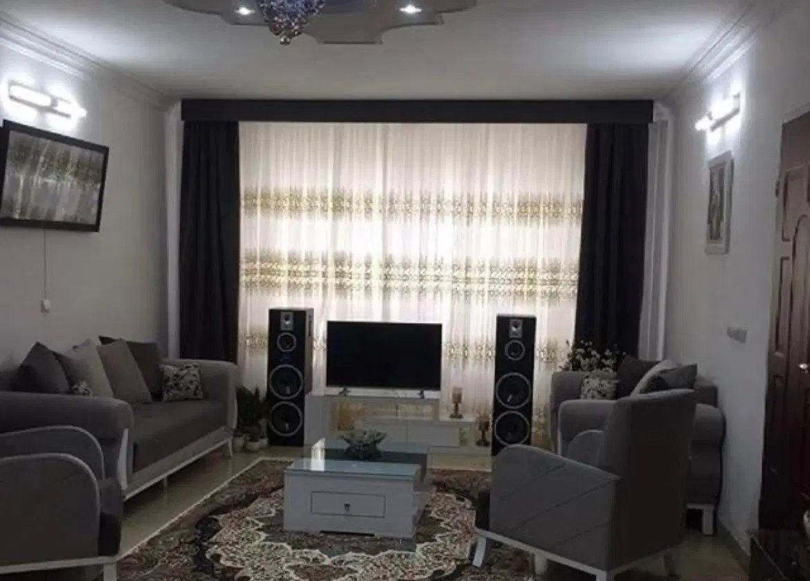 مستاجر هم خانه دختر