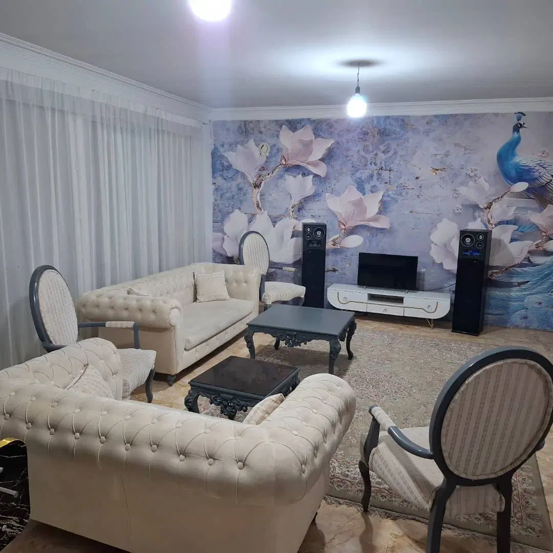 اجاره باغچه استخر دار