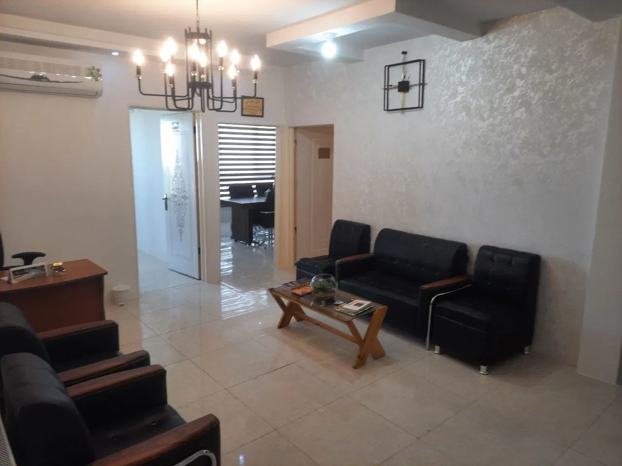 اجاره اتاق در دفتر وکالت جنب دادگستری شاهرودی