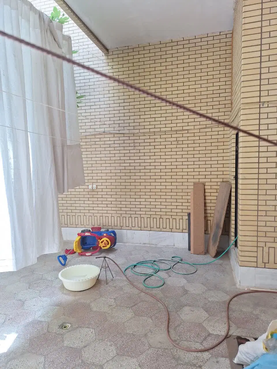اجاره زیر زمین