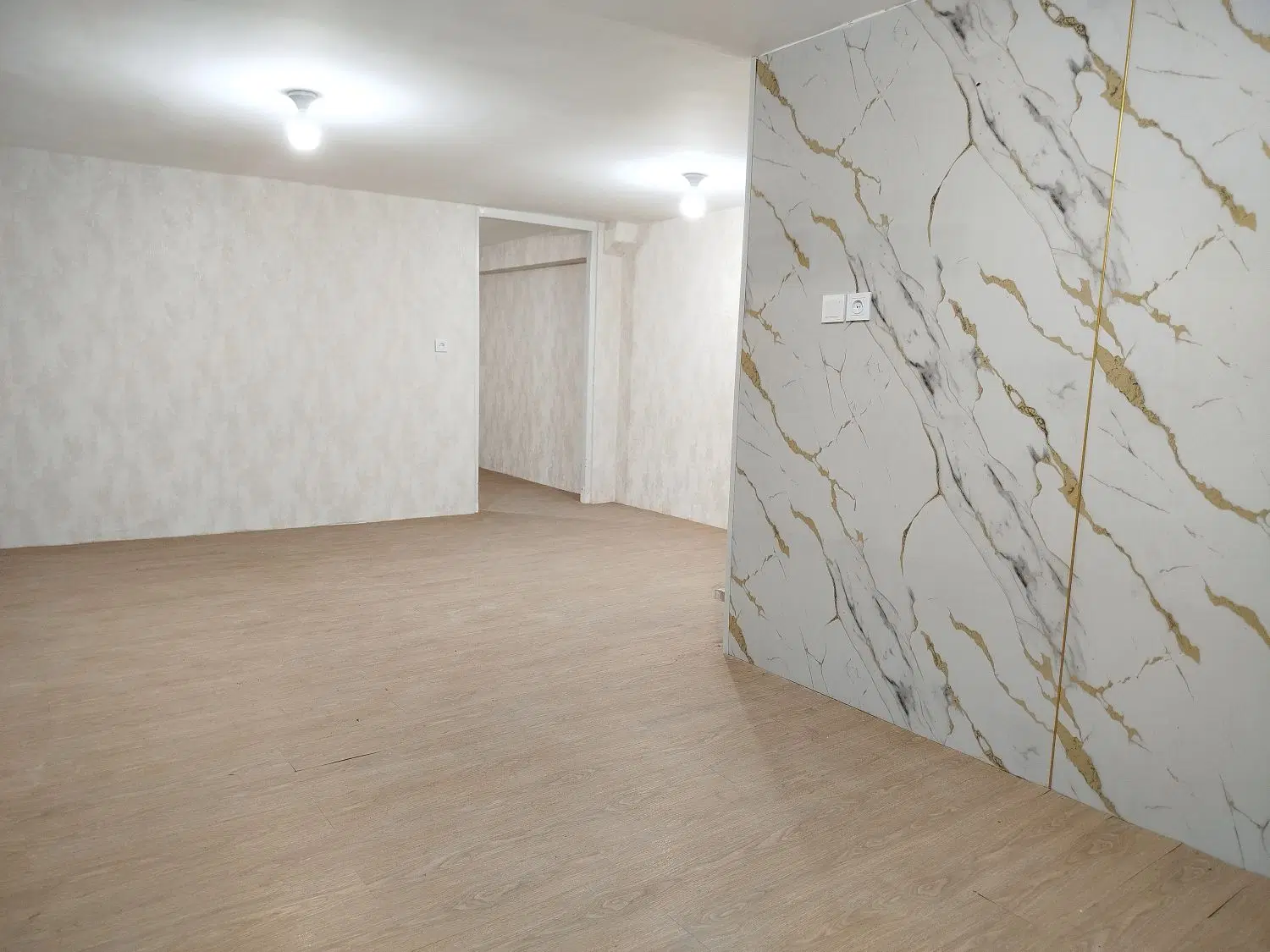 اجاره طبقه پایین (زیر زمین)زمانی بر خیابان کمال