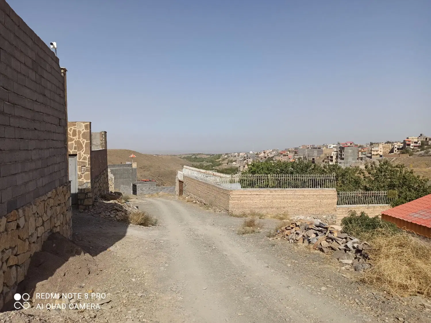 زمین ابرده علیا سند دار  مسکن و زمین شهری